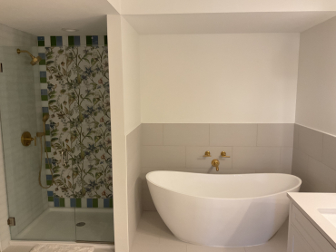 How to Create the Perfect Elegant Bathroom Escape