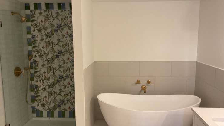 How to Create the Perfect Elegant Bathroom Escape